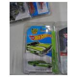 HOT WHEELS MIB  64 GALAXIE 2013
