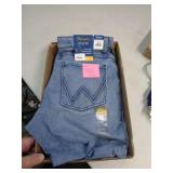 WOMENS WRANGLERS 11X32