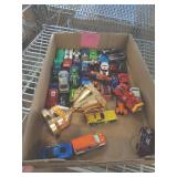 40 HOT WHEELS & TROPHY