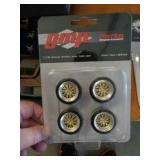 GMP MIB 1/18 WHEEL & TIRE SET