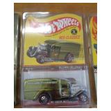 HOT WHEELS MIB - DELIVERY RETRO RED LINE 2013