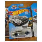 HOT WHEELS MIB - DATSUN 240Z 2017