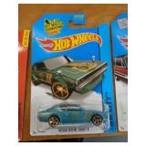 HOT WHEELS MIB - NISSAN SKYLINE 2013