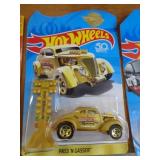 HOT WHEELS MIB - PASS' N GASSER 2017