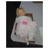 VOGUE SLEEPY EYED DOLL