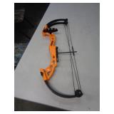 BEAR BRAVE KIDS COMPOUND BOW / UT
