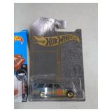 HOT WHEELS MIB 71 DATSUN 2018