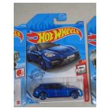 HOT WHEELS MIB  PORSCHE 2017