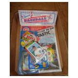 VINTAGE BASEBALL CARD COLLECTOR PACK