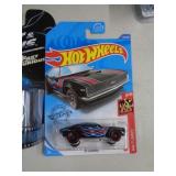 HOT WHEELS MIB 67 CAMARO 4/10 2017