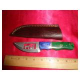 DAMASCUS STYLE HUNTING KNIFE
