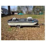 BASS TRACKER & TRAILER APPROX 8' / OS