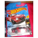 HOT WHEELS MIB - FAIRLADY 2000 2017