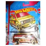 HOT WHEELS MIB - 77 DODGE VAN 2017
