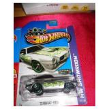 HOT WHEELS MIB - 73 FIREBIRD 2012