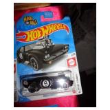 HOT WHEELS MIB MAGIC 8 BALL RODGER DODGER 2020