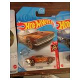 HOT WHEELS MIB 67 CAMARO 2017