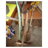 LOT OF LONG HANDLED TOOLS / G