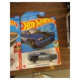HOT WHEELS MIB 2015 CHALLENGER 2021