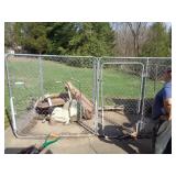 KENNEL APPROX 10 X 20 / OS