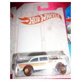 HOT WHEELS MIB  55 CHEVY BEL AIR 2019