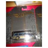 HOT WHEELS MIB 71 DATSUN 510 WAGON 2018