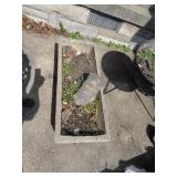 CONCRETE PLANTER / OS