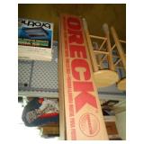 ORECK FLOOR MACHINE (NEVER OUT OF BOX ) / 4