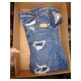 RIPPED JEANS SZ 8