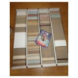 BOX OF APPROX 3200 BASEBALL CARDS / NO SHIPPING
