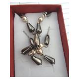 PREMIER NECKLACE & EARRINGS