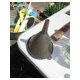 VINTAGE METAL FUNNEL / G