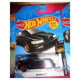 HOT WHEELS MIB 88 HONDA CR-X 2017