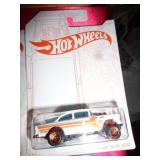 HOT WHEELS MIB 55 CHEVY BEL AIR 2019