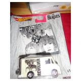 HOT WHEELS MIB PANEL VAN BEATLES 2019