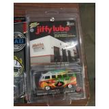 JOHNNY LIGHTNING MIB JIFFY LUBE VW VAN 2002
