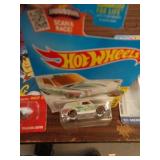 HOT WHEELS MIB 69 VW / TURNED IN PKG / 2015