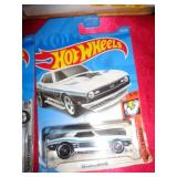 HOT WHEELS MIB - 68 CAMARO 2017