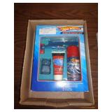 2005 HOT WHEELS PLAY SHAVING KIT
