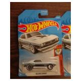 HOT WHEELS MIB 68 CAMARO 2017
