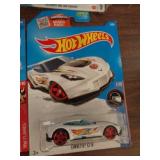 HOT WHEELS MIB CORVETTE C7.R 2015