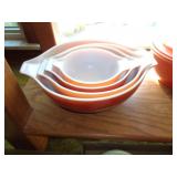 PYREX BOWL SET / WHEAT PATTERN / LR