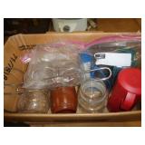 LOT OF KITCHEN ITEMS
