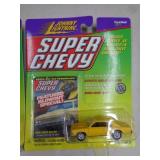 JOHNNY LIGHTNING MIB 66 MALIBU 1999