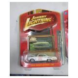 JOHNNY LIGHTNING MIB 62 BEL AIR 2007