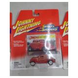 JOHNNY LIGHTNING MIB 62 BEL AIR 2007