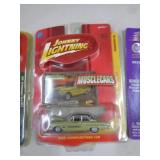 JOHNNY LIGHTNING MIB 64 FAIRLANE 2007