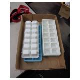 PLASTIC ICE TRAYS