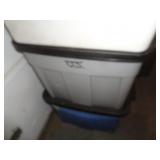 TOTE W LID / GRAY & BLACK / LW