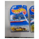 HOT WHEELS MIB TACOMA 1998